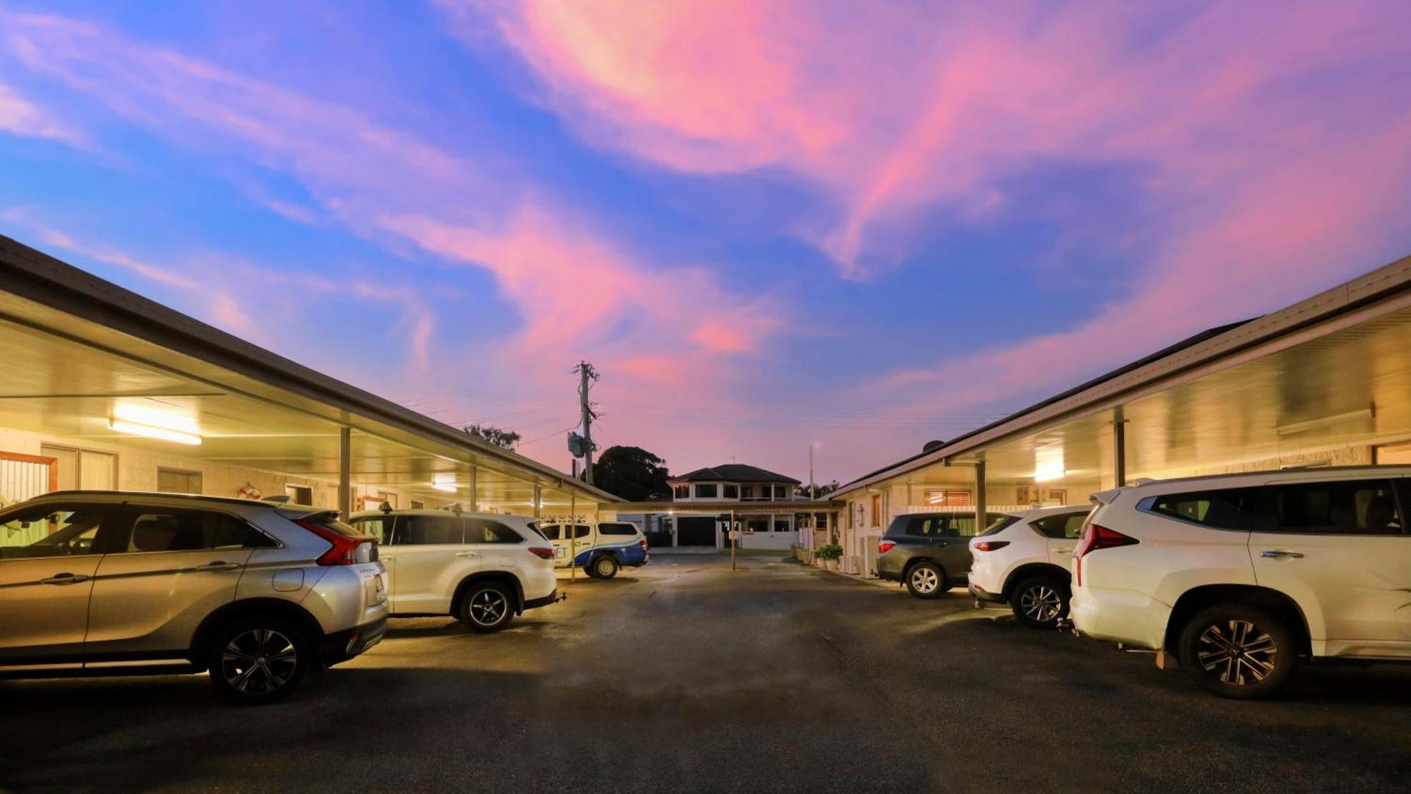 Boyne Island Motel And Villas المظهر الخارجي الصورة